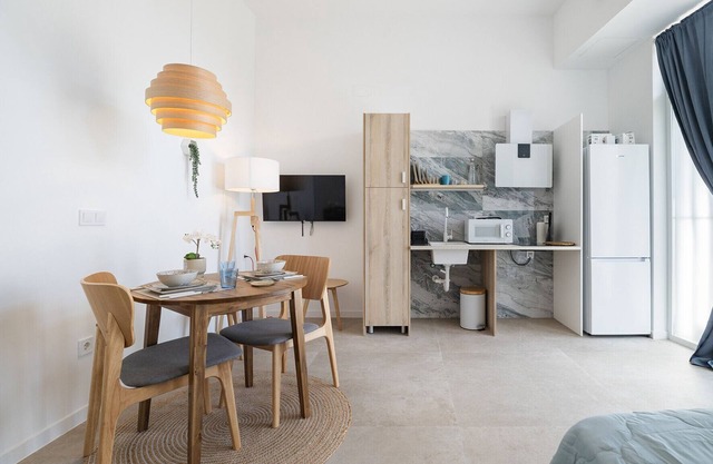 Loft Valencia near train station AVE - UY70 A