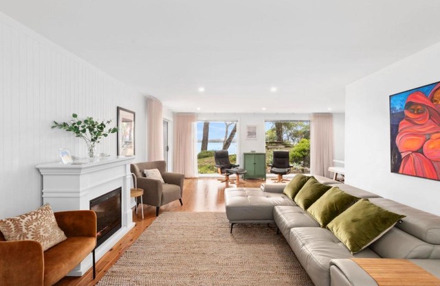 Long Beach Hideaway managed by Batemans Bay Accom