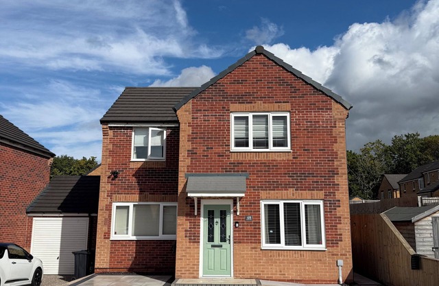 Lovely 3-bed home in an excellent neighbourhood