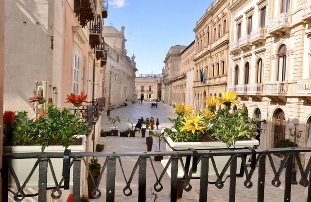 Lovely apartment in the heart of Ortigia.
