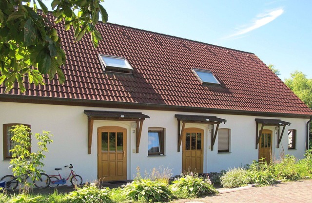 Lovely apartment for 4 guests with TV and pets allowed