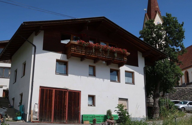 Lovely apartment for 6 people with WIFI, TV, balcony and pets allowed