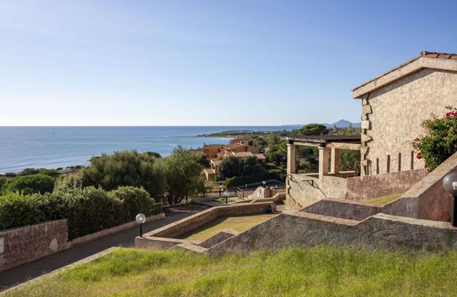 Lovely apartment in villa for 6 people with A/C and TV