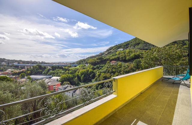 Lovely Home In Chiavari With Wifi