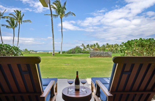 Lush Oceanview Villa w/Hot Tub & AC - Fairwayfront at Hualalai: 3101 Kumukehu