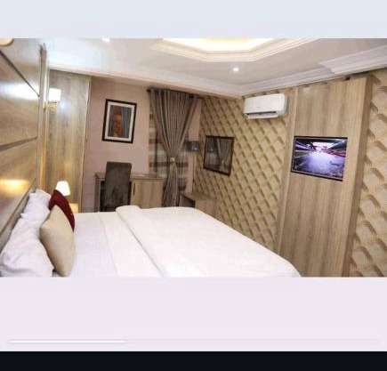Lushville Hotels & Suites and Apartments