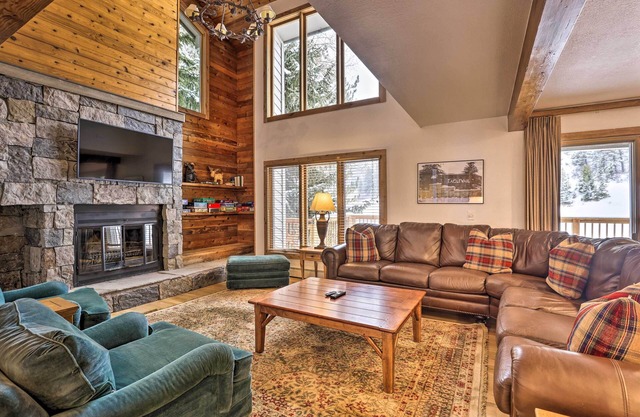 Luxe Vail Valley Retreat w/Hot Tub!