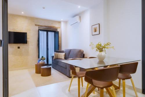 Luxurious Studio overlooking Casa Pilatos