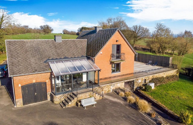Luxurious Villa in Durbuy with Swimming Pool