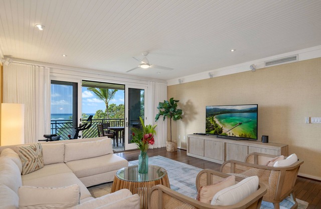 Luxury Beachfront Ocean Villa at Turtle Bay! 4BR w/beach, pool & hot tub