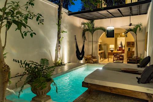 Luxury Historic 5BR Boutique hotel in Centro Walkable & Pool