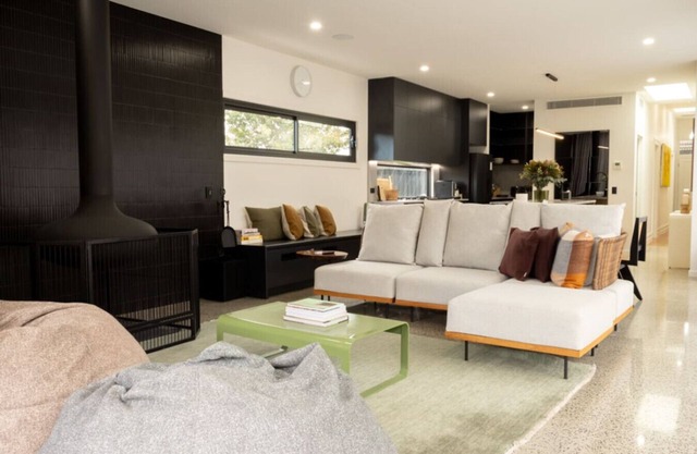Luxury Smart Home Stay in Seddon w/Private Pool