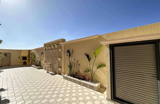 Luxury Villa, Central Ac, Bbq, Ideal For Events