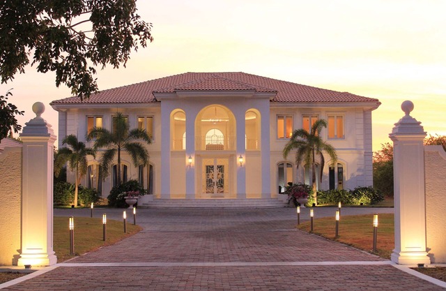 Luxury villa in Buenaventura