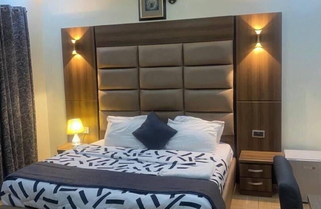 Mainstay Luxury Apartments