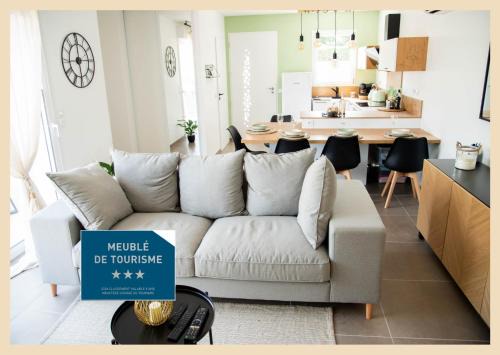 Maison cosy à Mus avec terrasse, clim, Wi-Fi et terrain de boules Séjour détente ou professionnel au calme