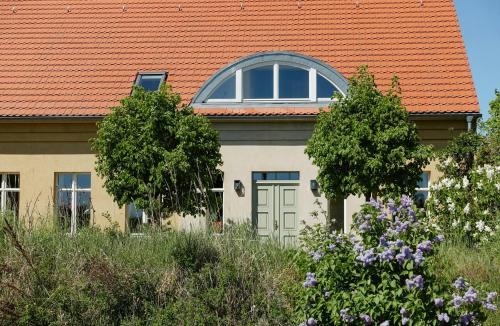 Maisonette Apartment In Historic Paretz