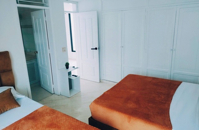 Maljut House & Coffee - Elegance and Comfort West of the City.