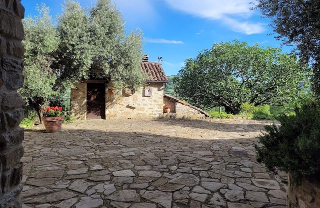 MARENCO LANGHE COUNTRY HOUSE Gillo House | with pool, garden, view, wi-fi