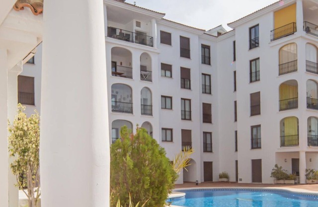 Marina Real apto 303