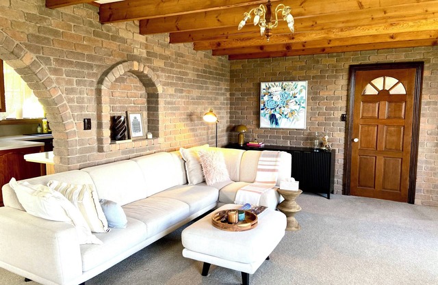 Marvelous 4-bedroom house in Moonah