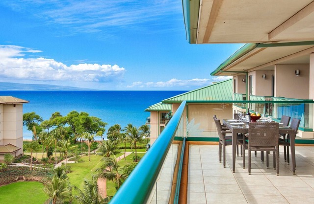 Maui Resort Rentals: Hokulani 820 – Top Floor 2BR w/ Ocean & Mountain Views + X L Balcony!