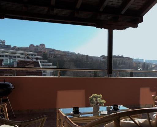Medius Park Apartment