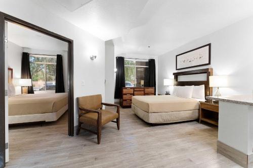 Metro Extended Stays , Chandler - Cozy 2 Beds