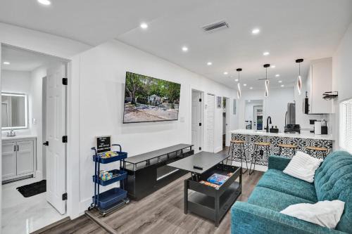 Miami Heart Retreat, Stylish & Central With Games
