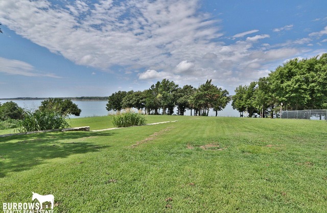 Milford Lakeview Getaway