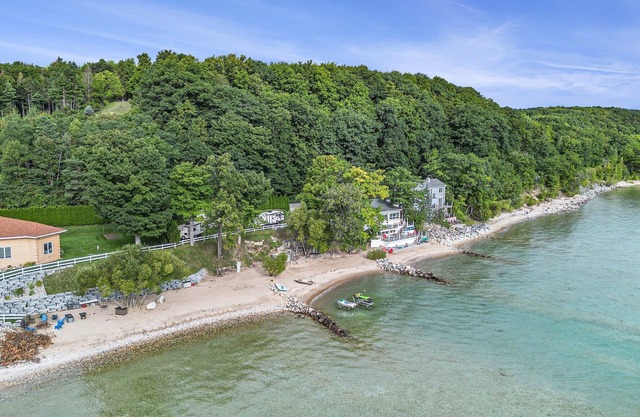 Million Dollar Views: Bayshore Beach House w/Opt. RV Pads, Beach Firepit & More