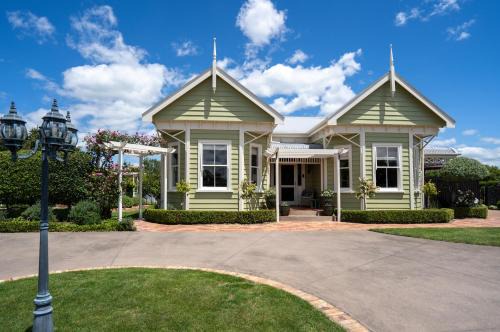 Milton Luxury Villa