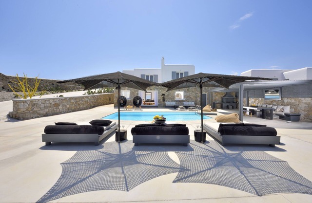 Minimal Villa, Little Venice view, private pool, luxurious