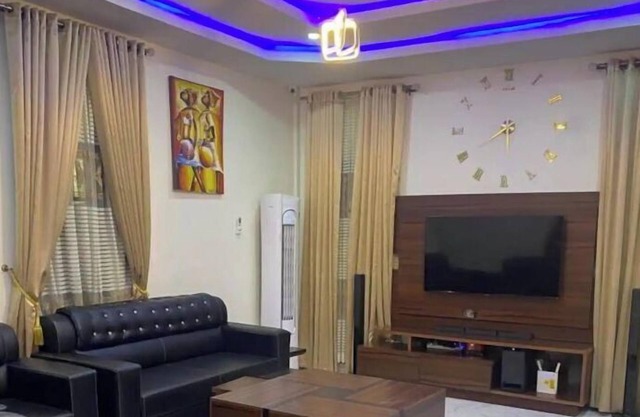 Modern 4-Bedroom Home in Private New Owerri Estate