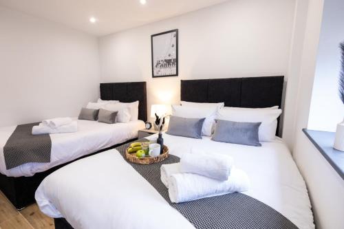 Modern Borehamwood Flat - 2 Min Walk to Station