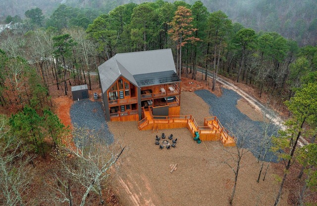 Modern Cabin/Mountain Escape/Breathtaking Lake Views/Sleeps 15 Pet Friendly