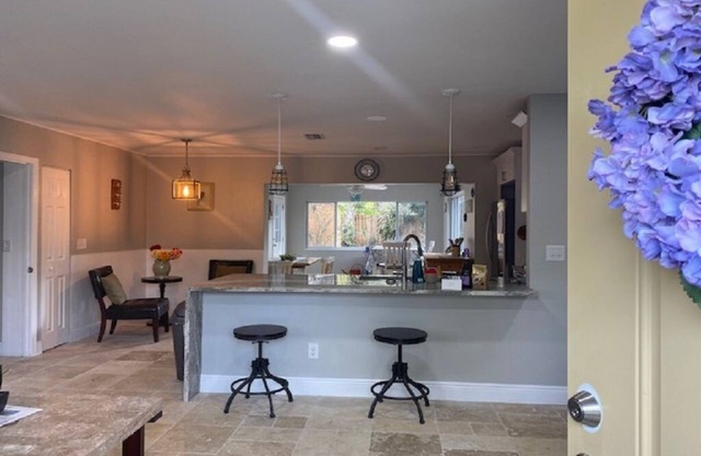 Modern Crystal Beach House, Palm Harbor, 3 Months %,Military & Veteran Discounts