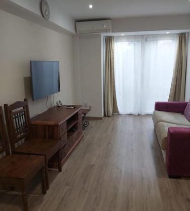 Modern flat at Garbinet with WiFi