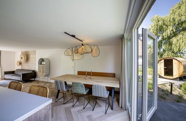 Modern holiday home for 6 Persons, sauna, nearby the sea, outdoor swimming pool, small-scale holiday park