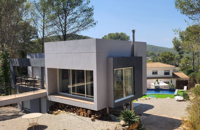 Modern villa Near Sitges