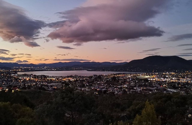 Monthly stay special Panorama Derwent River View