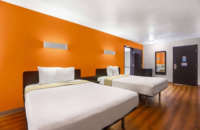 Motel 6 Apache Junction, AZ