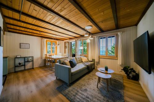 Mountain Loft - Where Design Meets Nature