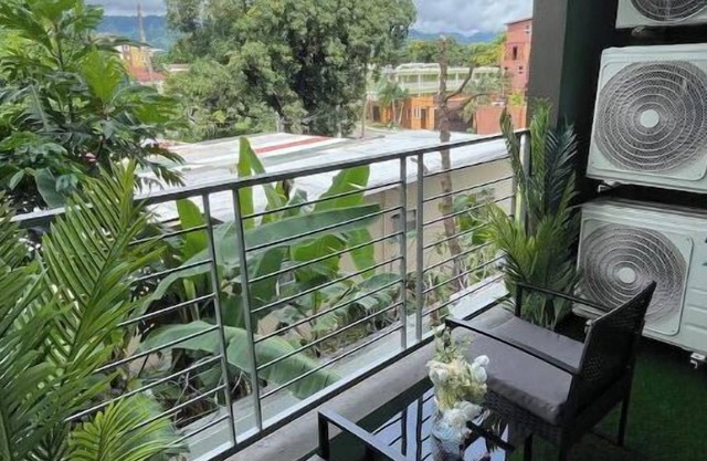 N-Mac luxury 2 Bedroom Rental unit,pool&jaccuzi