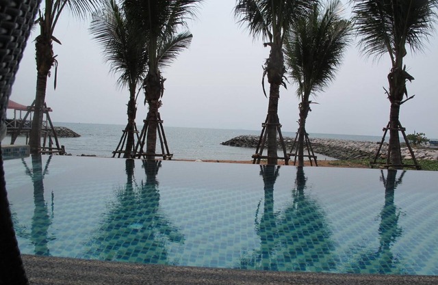 Nantra Pattaya Baan Ampoe Beach