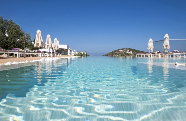 Naoussa Hills Boutique Resort - Adults Only