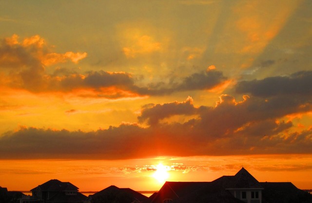 Natural Beauty In North Bethany Beach- Ocean & Bay Views- 5 minute walk to beach