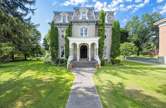 Near Cooperstown–10-BR Mansion for Baseball Groups w/Daily Breakfast & 2 Dinners