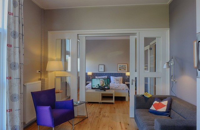near the water, maritime furnished apartment, private entrance and pontoon