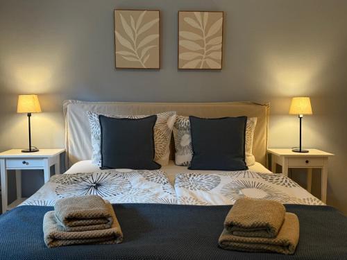 Neu ! Ruhiges Apartment mit Parkplatz nahe Innenstadt und Infineon TSMC